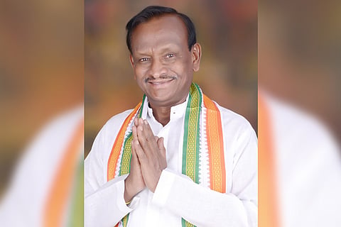 Cong MLA Nagaraju, wife own assets worth 907 crore: Fortunes almost double in 4 years