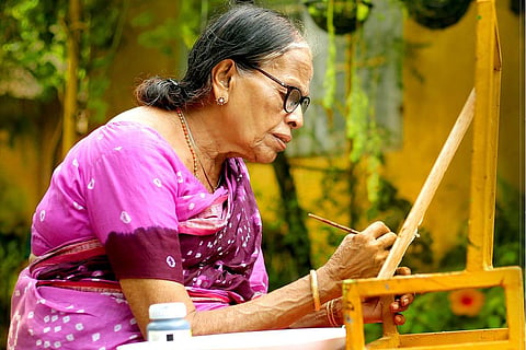 83-year-old in Kerala holds virtual art show to raise funds to build house for a girl