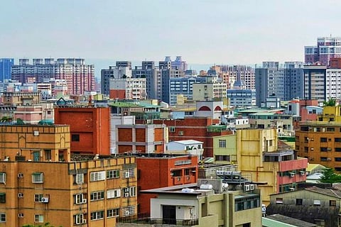 RBI announces relief measures for real estate sector, developers hail move