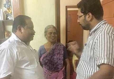 72-year-old Kerala woman manhandled by Congress worker over minor tiff; MLA apologises