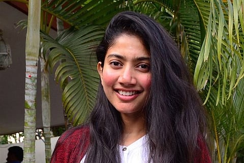 Sai Pallavi’s leaked video clip from ‘Virata Parvam: 1992’ shoot goes viral