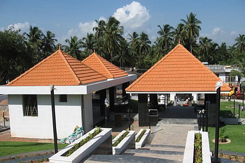 Santhi Kavadam