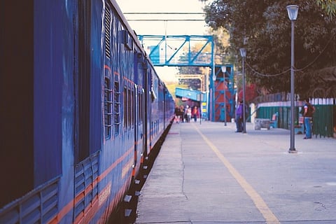 Lucky escape for Chennai Mail passengers as engine detaches from moving train