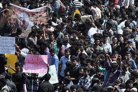 Despite assurance from OPS, Jallikattu protestors refuse to leave till event is held