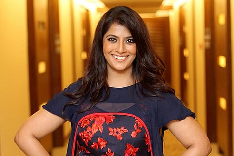 Varalaxmi Sarath Kumar as CBI officer in 'Ranam'