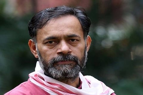 Yogendra Yadav manhandled outside JNU, called a ‘deshdrohi’