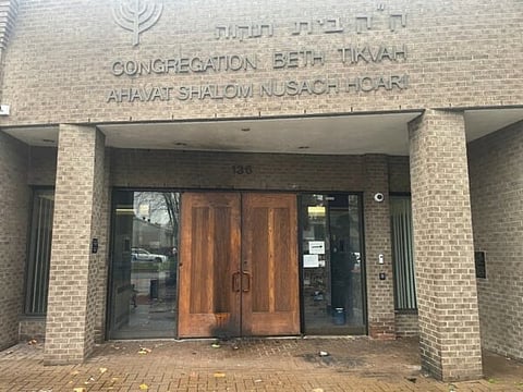 Pro-Hamas rioters throw Molotov cocktails at Montreal Synagogue