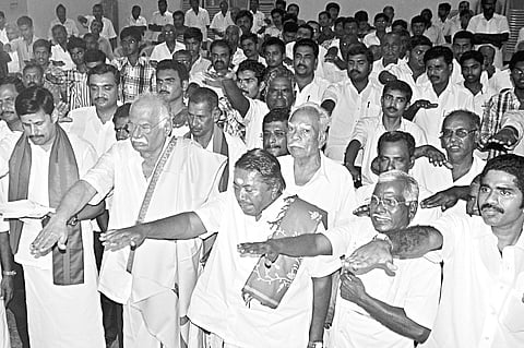 Caste outfit to ‘teach’ against inter-caste marriages in schools