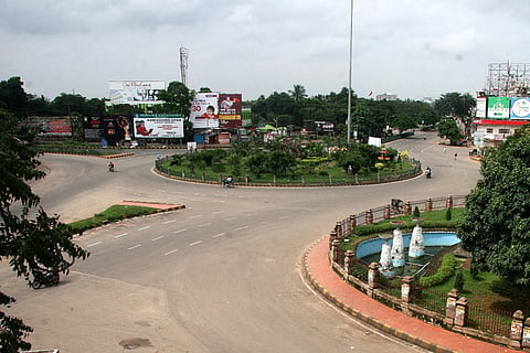 Maoist shutdown hits road traffic in Odisha