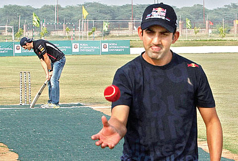 Webber matches wits with Gambhir on cricket field