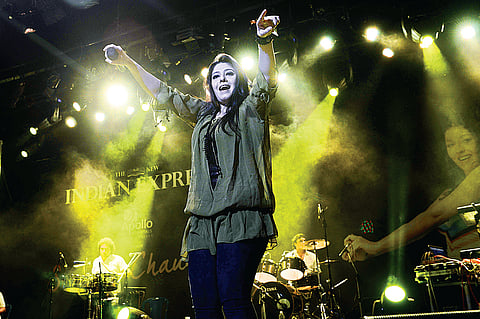 Sunidhi has city eating out of her hands