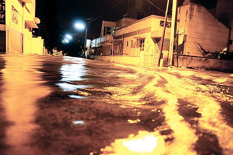 Arekere Lake breaches, sewage floods layout