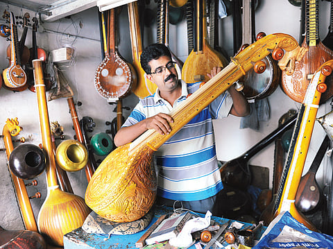 The art of making veena