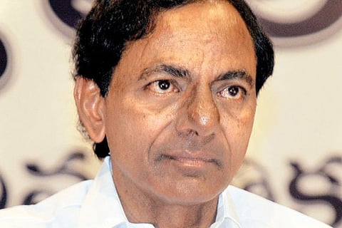 KCR retreats to farmhouse