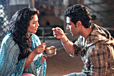 'Luv Shuv Tey Chicken Khurana' (Hindi)