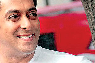 Salman joins hands to raise funds at AISFM