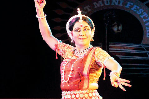 Stalwart performers wow audience