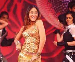 2008 closes on sweet note with 'Ghajini'