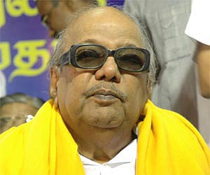 Karunanidhi calls off fast