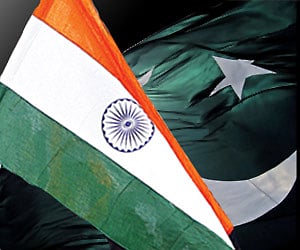 India blames Pakistan, Islamabad threatens UN action