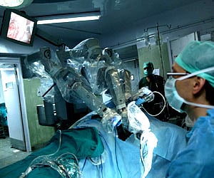 Understanding robotic surgery 