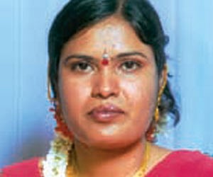 Greedy groom drives techie to suicide