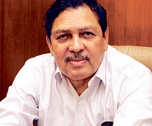 ‘Corrupt officials are well-prepared for raids’