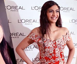 Sonam Kapoor calls Aishwarya 'Aunty Ji'