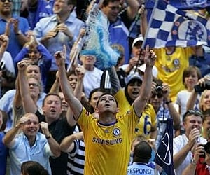 Frank Lampard celebrates putting Chelsea in front at Wembley. (Photo: AP)
