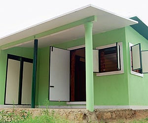 A Hybrid House, made of honeycomb paper.