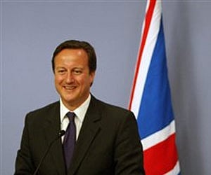 British PM David Cameron on  Wednesday began his two-day maiden visit to India with a breakfast meeting with Karnataka Governor. (File photo/AP)