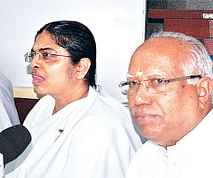 (From R) Brahma Kumari Chennai multimedia chief Karunaraj, Happy Village Retreat director Brahma Kumari Bina and Moreen Chen, at a press meet | EPS