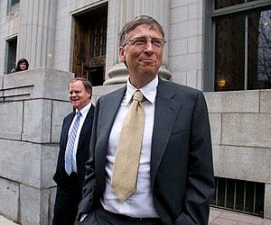 Microsoft co-founder and chairman Bill Gates leaves the Frank E. Moss federal courthouse in Salt Lake City, Monday, Nov. 21, 2011. (AP)