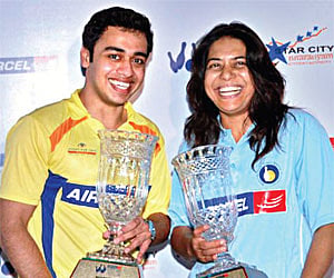 Shabbir Dhankot (left) and Prathima Hegde with their  National Tenpin Bowling Championships trophies