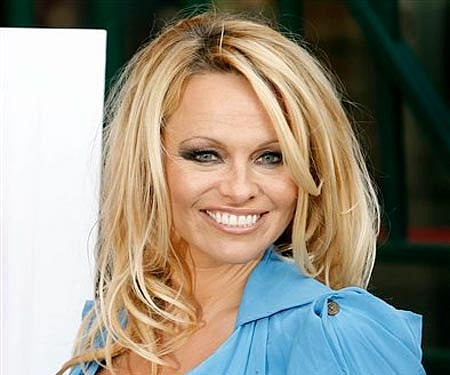 Pamela Anderson: EPS