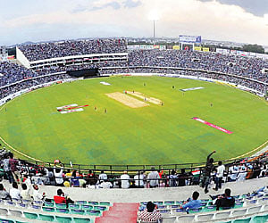 (Express News Photo)