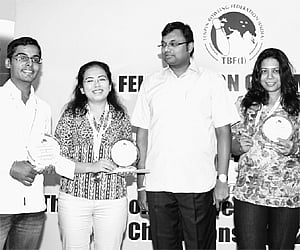 Karti Chidambaram (centre) with the Commonwealth tenpin bowling championhip mixed team bronze medal winners for India | Express Photo