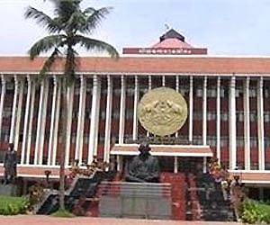 Kerala budget gives thrust to welfare schemes