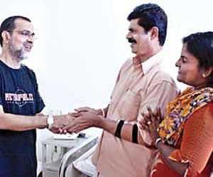 Kochouseph Chittilappilly along with Joy Ulahannan and his wife Jolly just before the surgery at Lakeshore Hospital.
