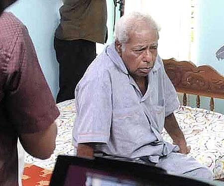 From the sets of the new Thilakan-starrer 'Achchan' (Pic: ENS).