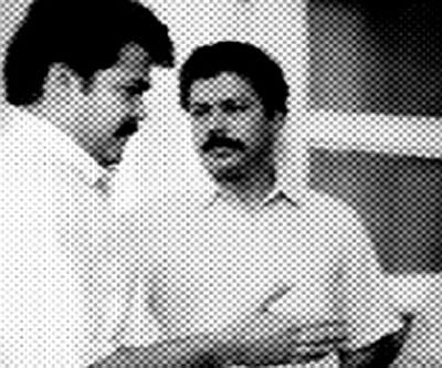 Mohanlal as Rajeev and Annie played by Rekha in a scene from Dasharatham
