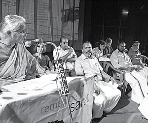 Social activist Medha Patkar addressing the audience at the closing ceremony of the sixth edition of the ViBGYOR International Film Festival, in Thris
