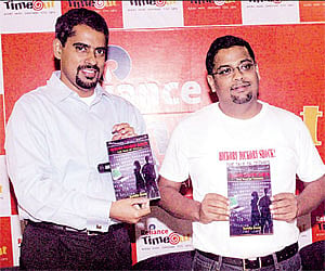 Subrata Majumdar, Head, Investment & Advisory Division, South Asia at Thomson Reuters (left) with author Sundip Gorai and Mr Navneet Bhushan (right),