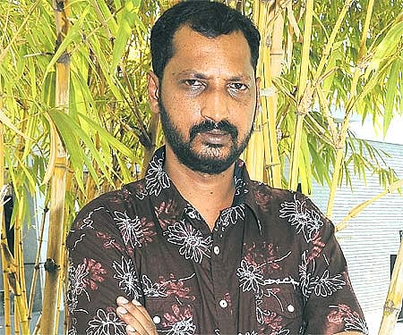 Na Muthukumar