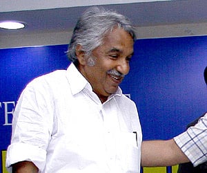 CM moots law for development of Malayalam language