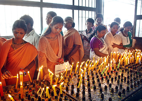 Thousands throng Vailankanni shrine in city