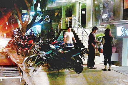 Parking ok on footpath?
