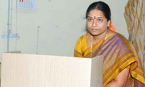 Recounting of votes in Bellary confirms BJP MP Shantha's victory