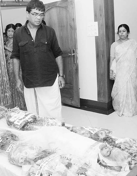 Theatre legend G Omana dead