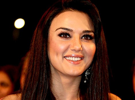 'Ishkq In Paris' important for Preity and me: Designer